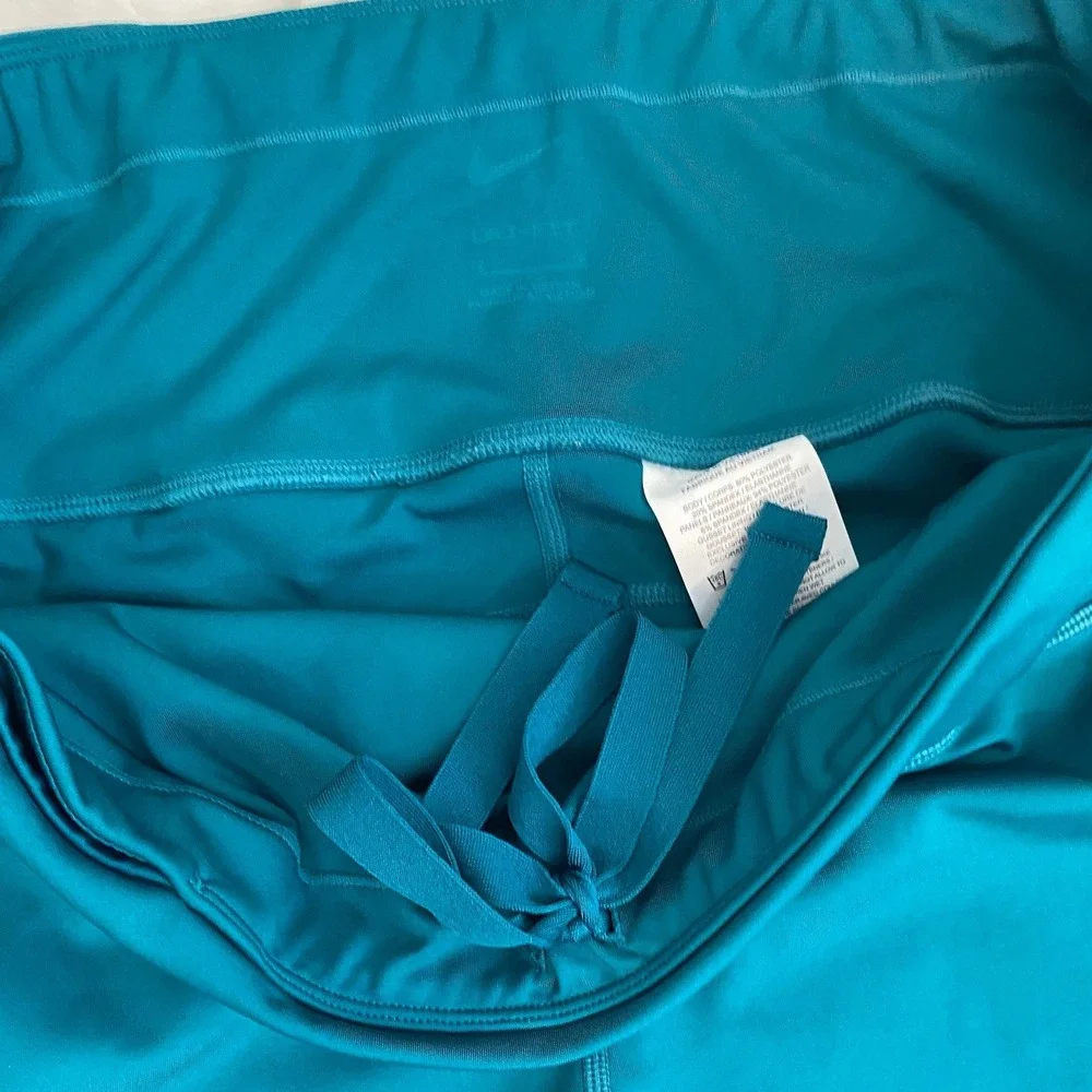 NWOT Nike Teal Leggings with Lime Swoosh Accent - Picture 9 of 12